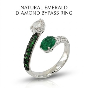 Bague Bypass en Or Blanc 18K avec Émeraude Ovale et Diamant Poire, Halo Vert Intense, Bijoux de Mariée Sur Mesure pour Cadeau d'Anniversaire - Product Image 1