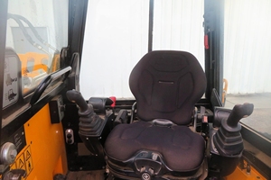 Equipo de Construcción 1CXT en Buen Estado, Disponible para Exportación Inmediata - Product Image 5