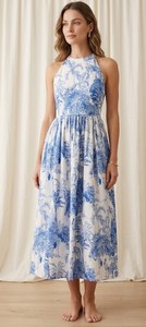Vestido maxi floral azul y blanco, vestido de algodón con cuello halter, vestido midi de verano, vestido bohemio fluido, vestido para vacaciones en la playa, estampado elegante - Product Image 2