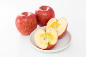 Manzanas de Calidad Fabulosa, Grados Notables, Verdes, Amarillas y Rojas, Textura Crujiente, Aroma Único, Fruta Fresca a Granel - Product Image 3