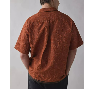 เสื้อเชิ้ตแขนสั้นปักลายแบบสั่งทำพิเศษสำหรับผู้ชาย - Product Image 3