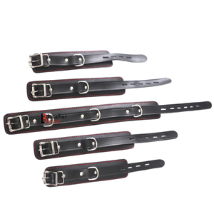 Ensemble de bondage pour homme Bad Boy en cuir de vachette noir avec menottes, fouet, pagaie, attaches, respirant, écologique, sexy - Product Image 4