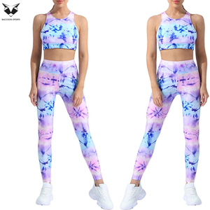 Ensemble de sport pour femmes, tie-dye pastel, ultra-extensible, legging de fitness, soutien-gorge de sport à col rond, ensemble de deux pièces assorties - Product Image 5