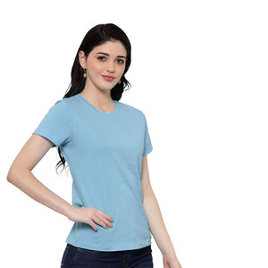 Camiseta de Mujer Elegante, Minimalista, Básica, Duradera, Antiarrugas, Resistente a la Humedad, Transpirable y Suave de la Marca Solid Trader - Product Image 6