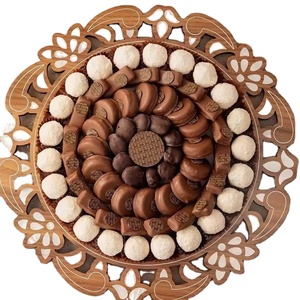 Colección Majlis, bandeja de madera de madreperla árabe, bandeja artística hecha a mano para servir chocolates, fechas y decoración festiva de Ramadán - Product Image 1