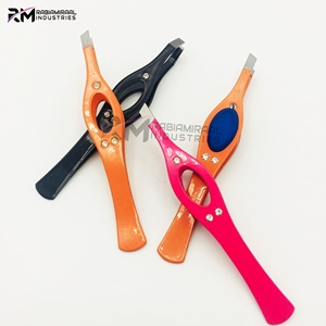 Pinzas de Cejas RMI de Alta Calidad con Punta Recta y Angular, 3 Colores con Recubrimiento en Polvo y Punta Plateada - Product Image 6
