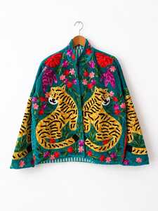 เสื้อแจ็คเก็ตสีฟ้าสำหรับผู้หญิง แต่งลายปักมือลายเสือ ผ้ากำมะหยี่นุ่มหรูหรา สไตล์โบฮีเมียน ประดับลายดอกไม้แบบซูซานี - Product Image 5