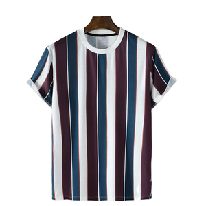 เสื้อยืดผู้ชายคุณภาพสูง 100% โพลีเอสเตอร์ ป้องกันการเป็นขุย รับผลิตตามแบบ OEM บริการจากโรงงานโดยตรง - Product Image 1