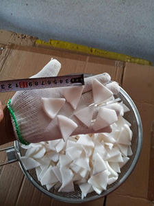 แยมมะพร้าวอบแห้งเนื้อนุ่ม ทำจากเนื้อมะพร้าวสด – ขนมหวานแบบดั้งเดิมของเวียดนาม - Product Image 1