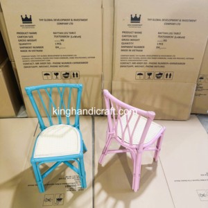 Chaises en rotin faites à la main pour enfants, idéales pour la location événementielle, les anniversaires, les mariages, les fêtes, la décoration de crèches bohèmes et les photobooths. - Product Image 4