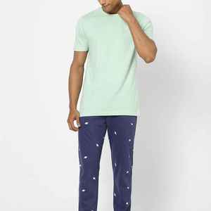 Camiseta de algodón de manga corta con cuello redondo para hombre, color verde menta, corte regular, color sólido, estilo casual, tejido de punto. - Product Image 6