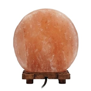 โคมไฟเกลือหิมาลัยลายอาหรับ 3 มิติ ของปากีสถาน โคมไฟกลางคืนรูปทรง 3 มิติ ขัดเงาด้วยเทคนิคแบบดั้งเดิมสำหรับตกแต่งบ้านตามหลักฮวงจุ้ย - Product Image 1