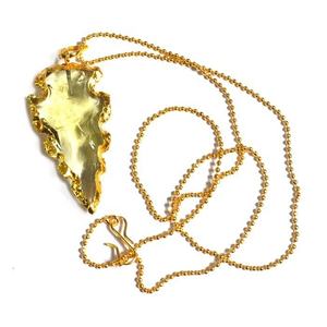 ผู้จัดจำหน่ายสร้อยคอหัวลูกศรประดับพลอยสีน้ำเงินทันสมัย แบบ Cazin เคลือบด้วยไฟฟ้าสัมผัสเหมือนจริง สำหรับขายส่ง - Product Image 4