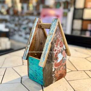 Fournitures de jardin artisanales, décoration intérieure, pots de fleurs / plantes avec design maison, bois de bateau recyclé, couleur originale, vente en gros - Product Image 3