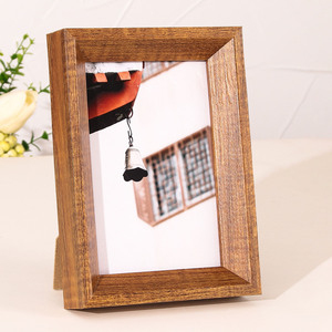 Marco de Fotos Vintage Artesanal en Venta, Hermosos Marcos Decorativos de Madera Hechos a Mano - Product Image 1