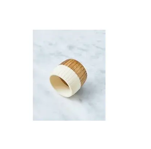 Anillo de Servilleta de Madera y Resina con Logotipo Personalizado al por Mayor, Elegante Decoración de Mesa, Anillo de Servilleta de Madera y Resina Epoxi Verde al Mejor Precio - Product Image 5