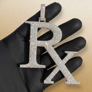 Colgante VVS Moissanite completamente cubierto de piedras, plata de ley 925, estilo hip hop, colgante con letra inicial para unisex. - Product Image 4