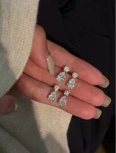 Pendientes de Diamantes Cultivados en Laboratorio, Corte Pera, 1.8 Quilates, Oro Blanco de 18K, Elegantes y Modernos, para Novia - Product Image 3