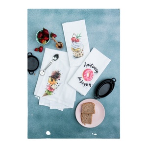 ผ้าเช็ดมือทรงสี่เหลี่ยมทำจากผ้าฝ้ายออร์แกนิค รักษ์โลก ลายแมว ภาพประกอบโดย Orchid Impex ผู้จัดจำหน่ายสินค้าอินเดีย ขายส่ง สำหรับใช้ในครัว - Product Image 1