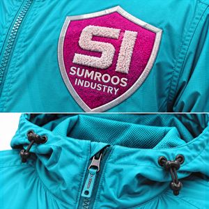 Proveedor mayorista de chaquetas cortavientos con capucha para hombre, chaqueta cortavientos ligera con cremallera, ropa exterior con parches bordados - Product Image 5