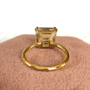 Cautivador Anillo de Compromiso Solitario con Diamante Blanco Corte Asscher, con Doble Garra, Piedra Única, Joyería de Oro Sólido - Product Image 3
