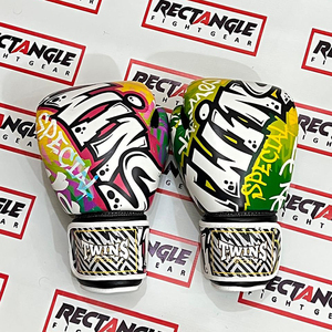 Guantes de Boxeo Twins Último Modelo, Totalmente Estampados, Profesionales de Muay Thai, Cuero Genuino de Vaca, Protección UV, con Cierre de Cordones en la Muñeca - Product Image 2