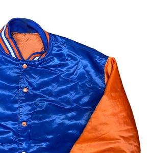 2025 chaqueta universitaria de satén de alta calidad, chaqueta acolchada universitaria de satén de seda bordada personalizada, chaqueta de béisbol - Product Image 3