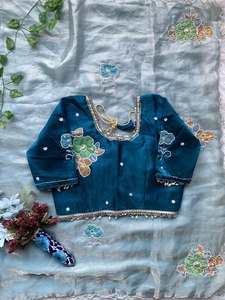 Sari de Satén Cutdana Bloom, Elegante Sari con Perlas, Sari Hecho a Mano con Encanto Floral, Sari de Lujo con Perlas Butta, Sari de Satén con Aura de Perlas - Product Image 4