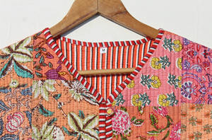 เสื้อแจ็คเก็ตพิมพ์ลายบล็อก ผ้าฝ้ายอินเดีย เสื้อกั๊กบุผ้านวมสำหรับผู้ชาย งานแฮนด์เมดสไตล์วินเทจ เย็บอย่างประณีต เสื้อแจ็คเก็ตคันธาพิมพ์ลายบุผ้านวม - Product Image 2