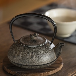 Théière Nambu Tekki, Suehiro, sui, Hisago, Shokaku, Fabriqué au JAPON, Fonte de fer, Articles en fer, Maintien de la chaleur, Usage quotidien, Élégant - Product Image 6