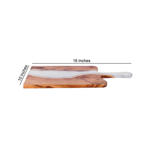Planche à charcuterie artisanale en bois d'acacia et résine époxy, durable, résistante au lave-vaisselle, pour servir et couper le fromage, le pain, les fruits - Product Image 3