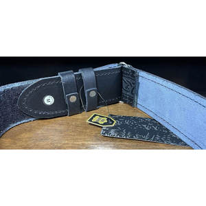 Ceinture écossaise en cuir noir avec motif de nœud celtique en relief, ceinture écossaise de haute qualité 100% cuir - Product Image 3