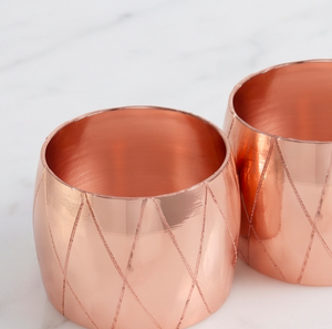 Anneaux de serviette en métal or rose, motif diamant rond, parfaits pour la décoration de table de mariage - Product Image 1