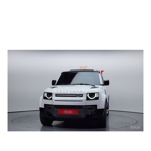 Land Rover Defender 130 D300 X-Dynamic HSE 2023/12, 26,748 km, Diésel, Automático, Volante a la Izquierda, con Cámara Trasera - Product Image 3