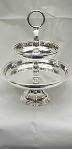 Support à gâteau en métal de luxe pour la présentation de desserts de mariage - Product Image 5