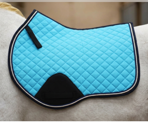 Tapis de selle carré matelassé pour cheval |   Tapis de selle d'équitation respirant avec bordure en fausse fourrure |   Équipement d'équitation en gros - Product Image 2