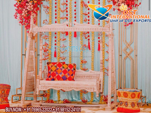 Columpio decorativo tradicional para novia y novio, accesorio para boda, estilo indio, con función Haldi, único - Product Image 4