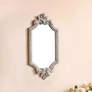 Best Quality Modern Brass Metal Customized Decorative Wall <b>Mirror</b> for Wedding Home Decor Handmade Lightweight for Export Sale - Product Image 3