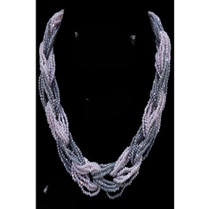 Collier long de créateur de qualité supérieure avec perles pour femme, idéal pour les mariages et les occasions tendance - Product Image 1