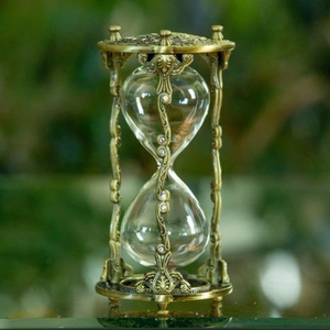 Vintage Rotating 60 Minute Hourglass <b>Sand</b> <b>Timer</b> Clock Antique Bronze Metal Embossed Home Office Desktop Decor Gift Sandglass - Product Image 2