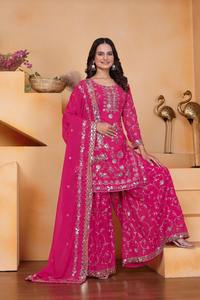 Ensemble Sharara indien pakistanais magnifique, en tissu Georgette, pour fêtes, mariages, occasions traditionnelles et tenues décontractées. - Product Image 6