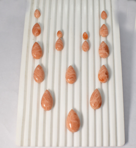 Cabujón de Calcita Naranja Natural con Base Plana para Envolver en Alambre, Colgante de Joyería, Suministros para Joyeros, Cabujones - Product Image 1