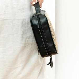 Nouveau Style fermeture éclair bagage à main voyage sac à bandoulière accessoires de barbier en cuir véritable grande capacité outil de coiffure pochette de rangement - Product Image 3