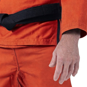 เสื้อยูโดสำหรับผู้ใหญ่ ผ้าฝ้าย 100% น้ำหนัก 140 กรัม ทรงปกติ ป้องกันการหดตัว พิมพ์ลายโลโก้ด้านหน้าด้วยความร้อน รับผลิตตามสั่งขายส่ง - Product Image 5