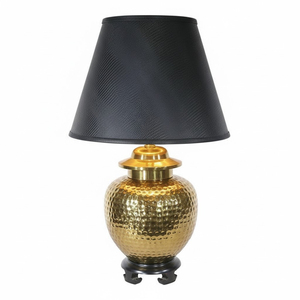 Lampe de table moderne de luxe en laiton martelé, finition dorée, lampe de chevet en métal, lampe de bureau faite à la main, décoration d'intérieur, luminaire d'hôtel - Product Image 2