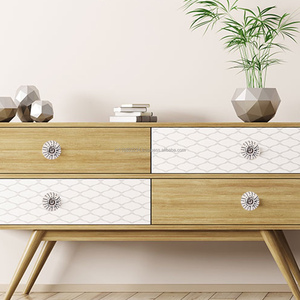 Perillas de puerta de cerámica blanca y azul hechas a mano de alta calidad, perillas de gabinete y cajón de aleación para uso en cocina y dormitorio - Product Image 4