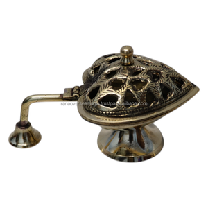 Quemador de Loban Tradicional en Forma de Corazón de Latón con Asa, Quemador de Incienso Portátil de Carbón para Meditación y Uso en Templos - Product Image 5