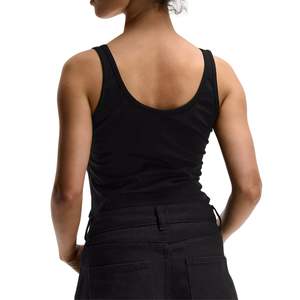 Camiseta Deportiva Personalizada al por Mayor, Nueva Moda para Mujer, de Secado Rápido, Transpirable, para Gimnasio y Running - Product Image 4