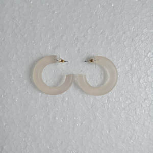 Pendientes de aro de resina y madera hechos a mano, joyería lisa de estilo clásico a la moda para niñas y mujeres para bodas y fiestas - Product Image 5
