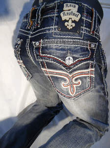 Jeans Básicos de Mezclilla para Hombre con Bordado de Alta Calidad - Product Image 3